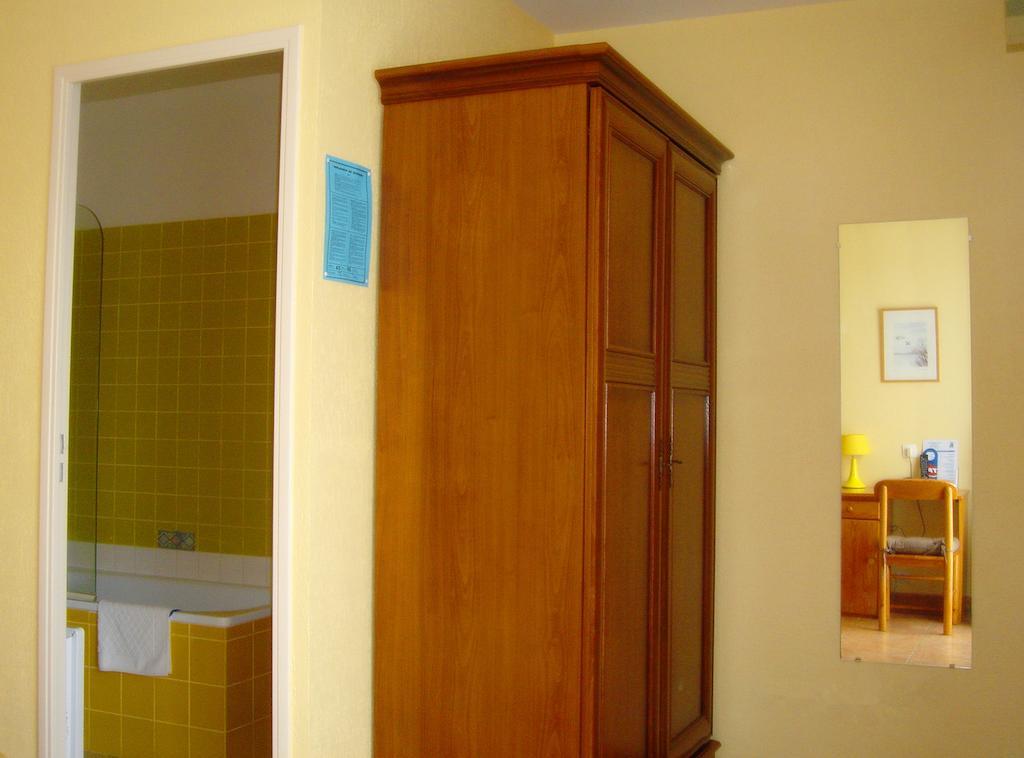 Motel Des Bruyeres Lamotte-Beuvron Quarto foto