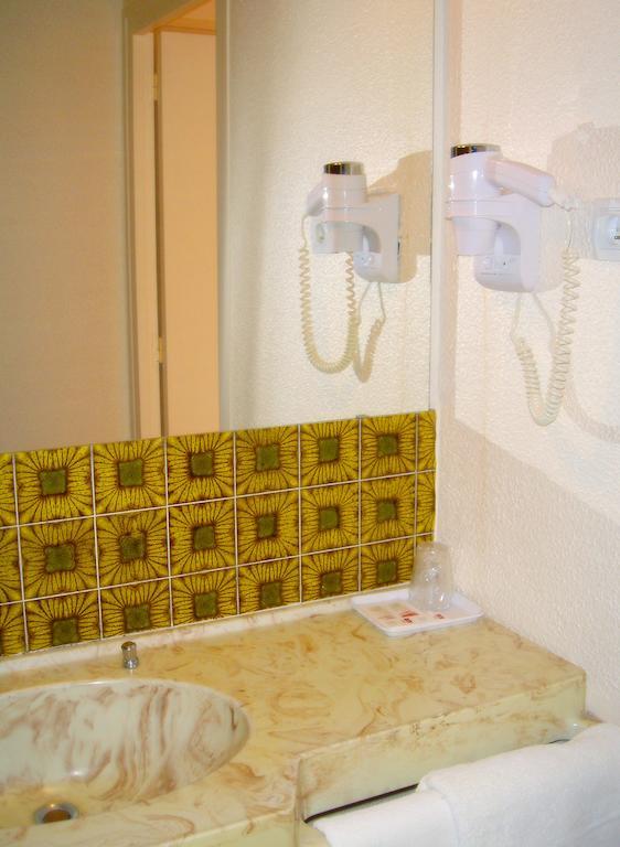 Motel Des Bruyeres Lamotte-Beuvron Quarto foto