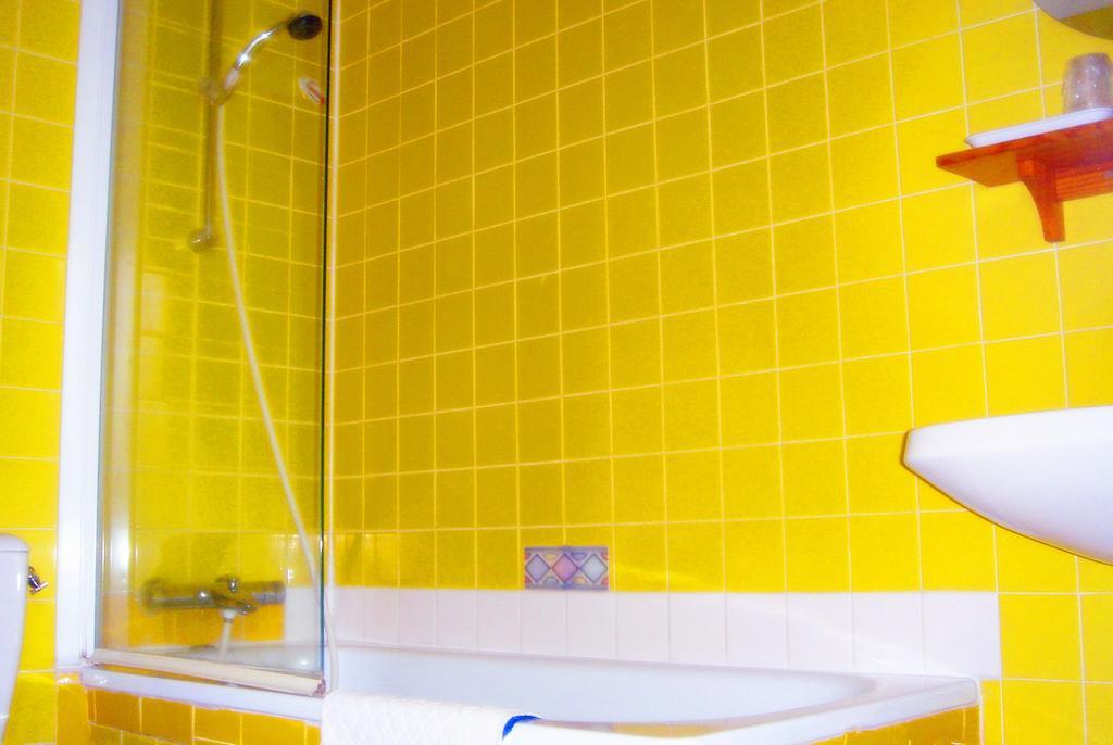 Motel Des Bruyeres Lamotte-Beuvron Quarto foto