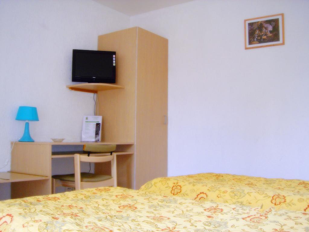 Motel Des Bruyeres Lamotte-Beuvron Quarto foto
