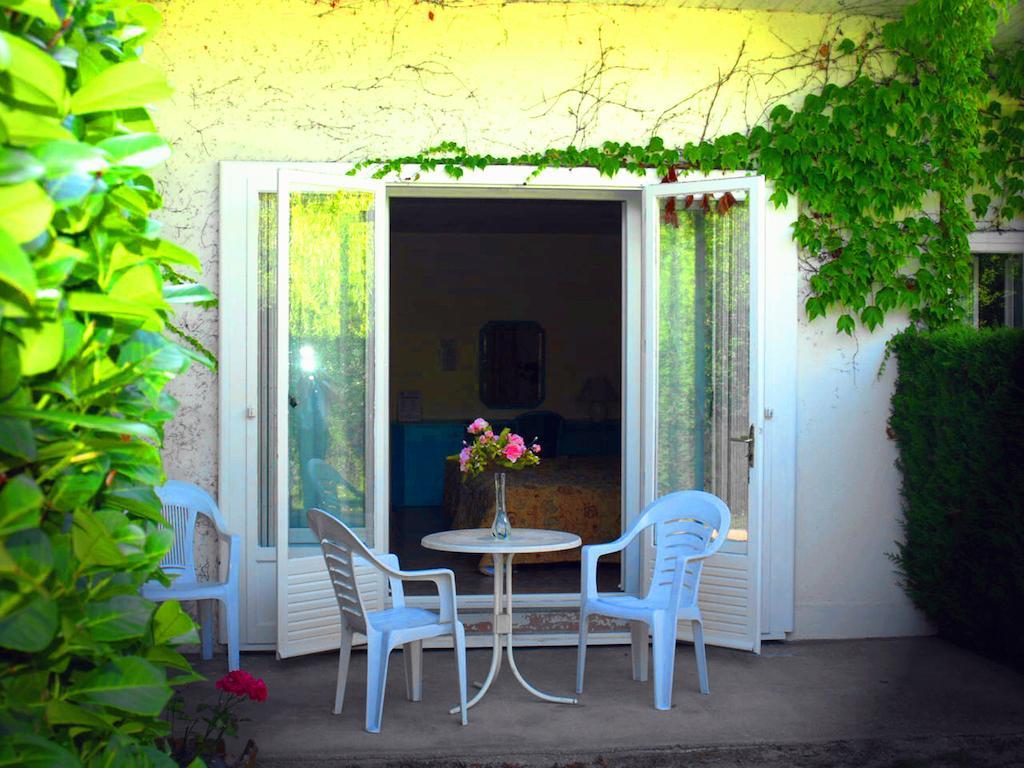 Motel Des Bruyeres Lamotte-Beuvron Quarto foto